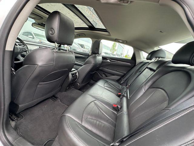 Photo of 2017 Quicksilver Metallic Buick LaCrosse