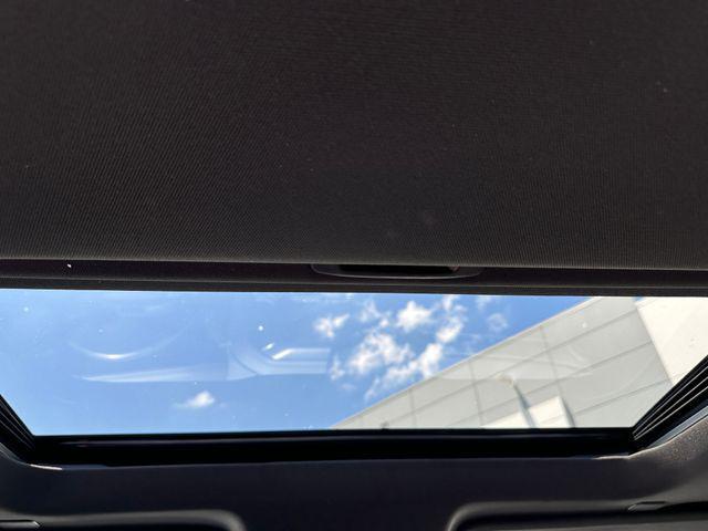 Photo of 2022 White GMC Sierra 1500
