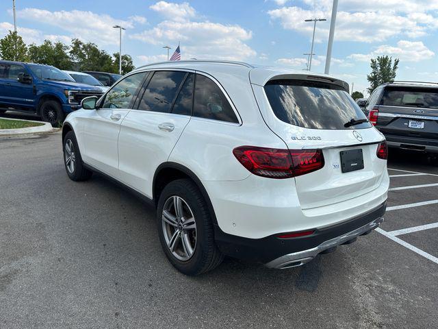 Photo of 2022 White Mercedes-Benz GLC 300