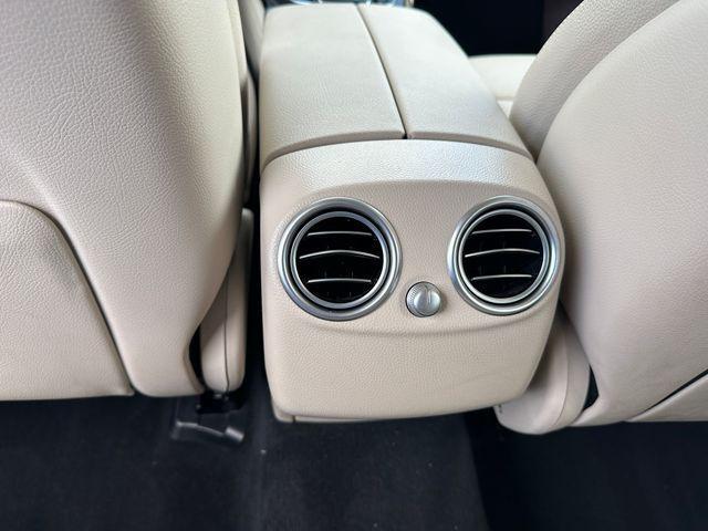 Photo of 2022 White Mercedes-Benz GLC 300