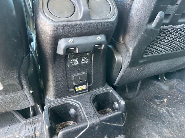 Photo of 2021 Bright White Clearcoat Jeep Gladiator