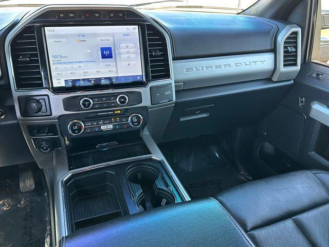 Photo of 2022 White Ford F-450