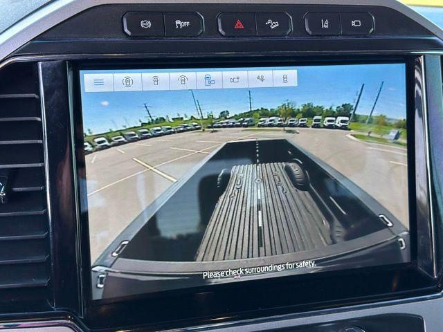 Photo of 2022 White Ford F-450