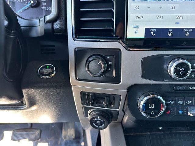 Photo of 2022 White Ford F-450