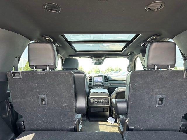Photo of 2021 Magnetic Ford Expedition