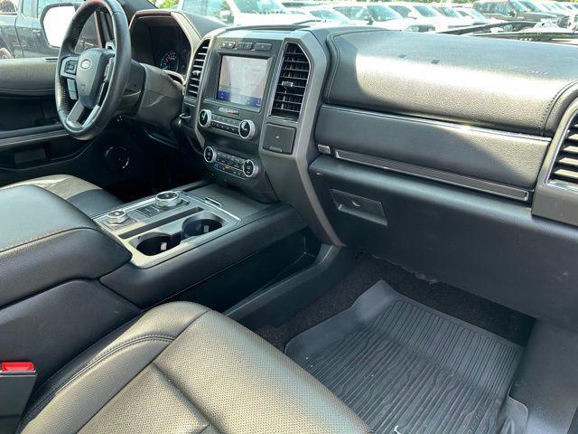 Photo of 2021 Magnetic Ford Expedition