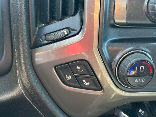 Photo of 2018 Deep Ocean Blue Metallic Chevrolet Silverado 2500