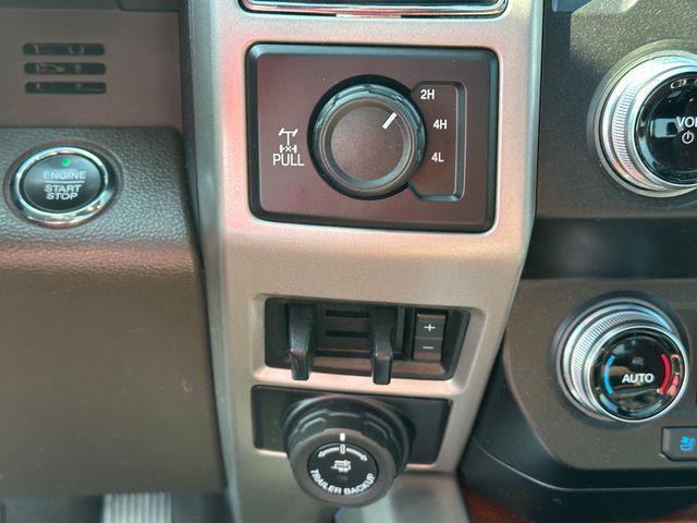 Photo of 2021 Oxford White Ford F-250