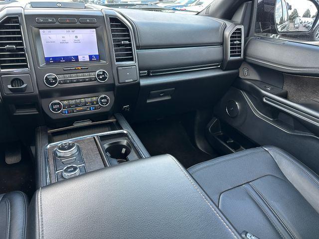 Photo of 2019 Agate Black Metallic Ford Expedition