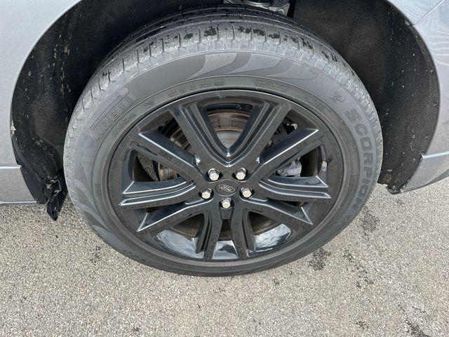 Photo of 2022 Carbonized Gray Metallic Ford Edge