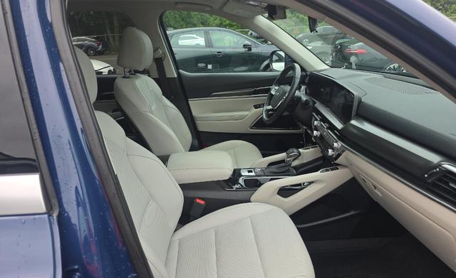 Photo of 2024 Midnight Lake Blue Kia Telluride