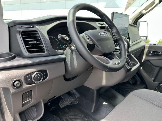 Photo of 2024 Gray Metallic Ford Transit-350