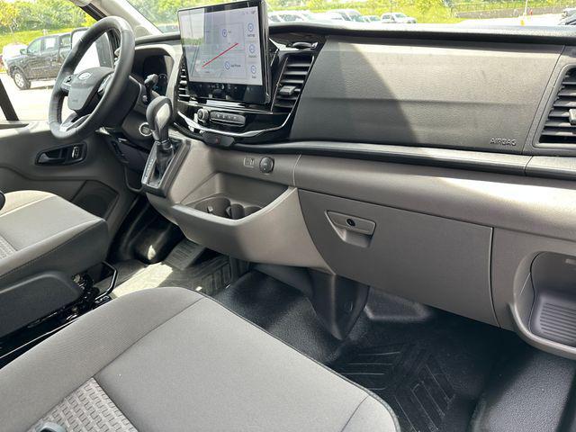 Photo of 2024 Gray Metallic Ford Transit-350