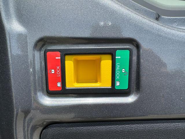 Photo of 2024 Gray Metallic Ford Transit-350