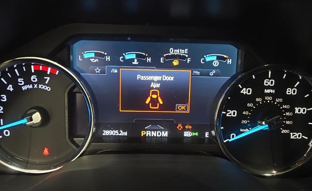 Photo of 2022 Agate Black Metallic Ford F-250