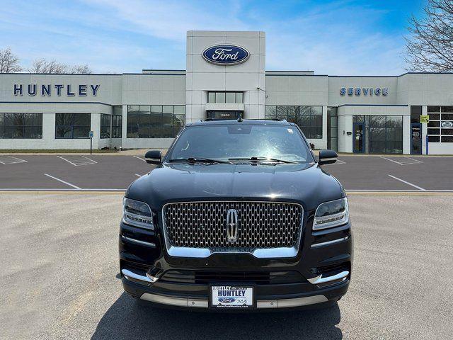 Photo of 2021 Infinite Black Lincoln Navigator