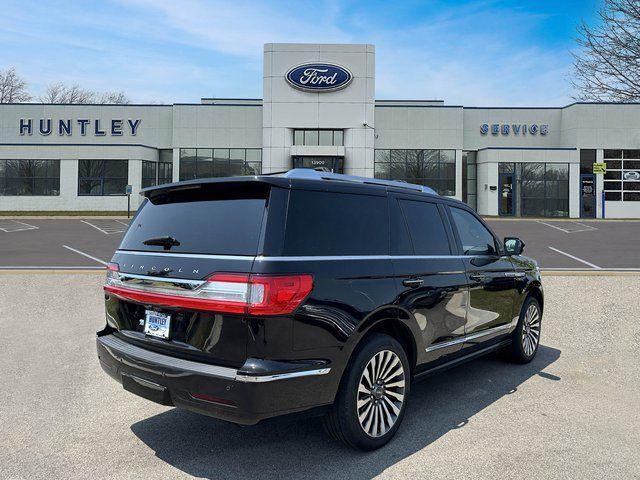 Photo of 2021 Infinite Black Lincoln Navigator