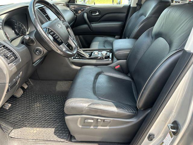 Photo of 2021 Liquid Platinum INFINITI QX80