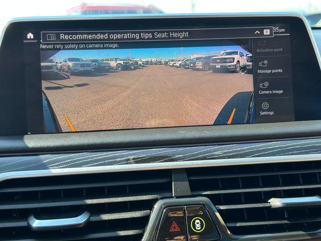 Photo of 2021 Black Sapphire Metallic BMW 750