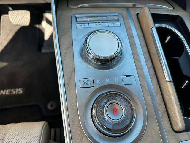 Photo of 2024 Vik Black Genesis GV80