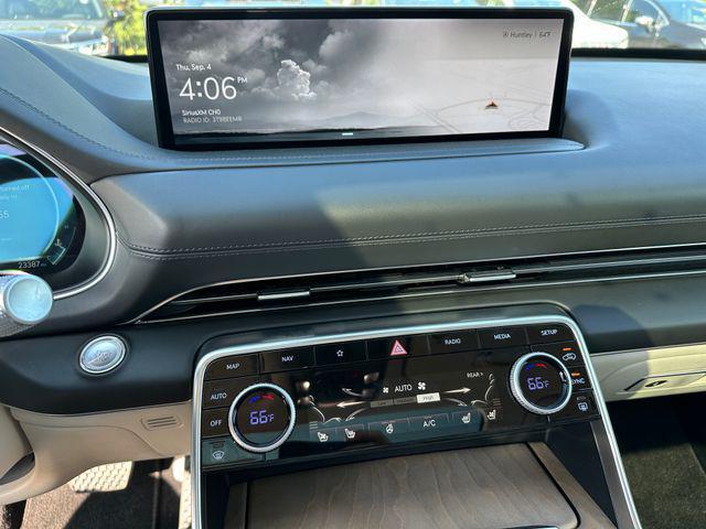 Photo of 2024 Vik Black Genesis GV80