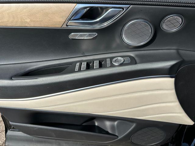 Photo of 2024 Vik Black Genesis GV80