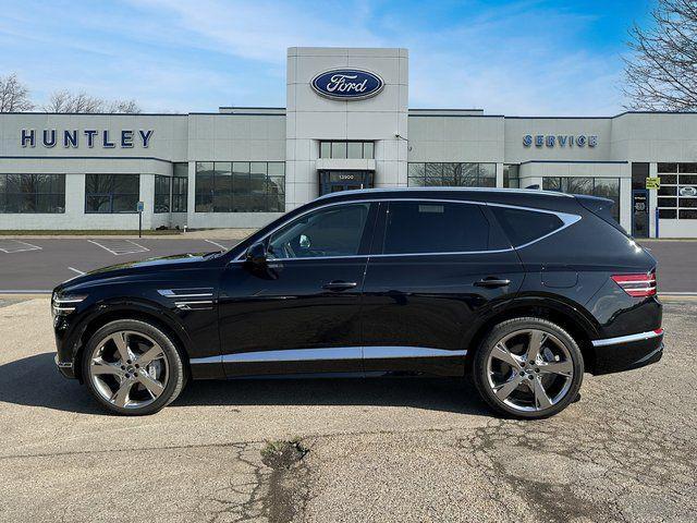 Photo of 2024 Vik Black Genesis GV80