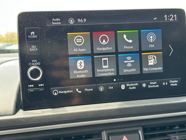 Photo of 2023 Radiant Red Metallic II Honda Pilot
