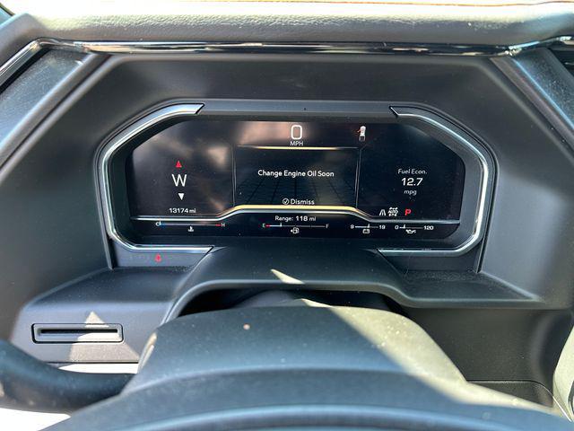 Photo of 2024 Onyx Black GMC Sierra 1500