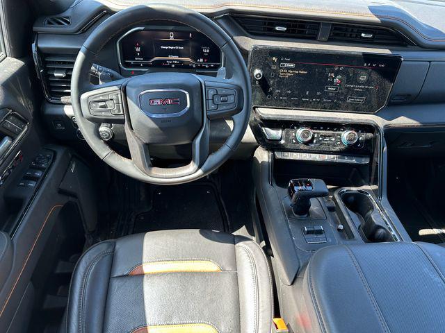 Photo of 2024 Onyx Black GMC Sierra 1500