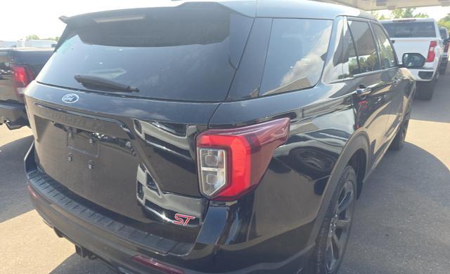 Photo of 2022 Agate Black Metallic Ford Explorer