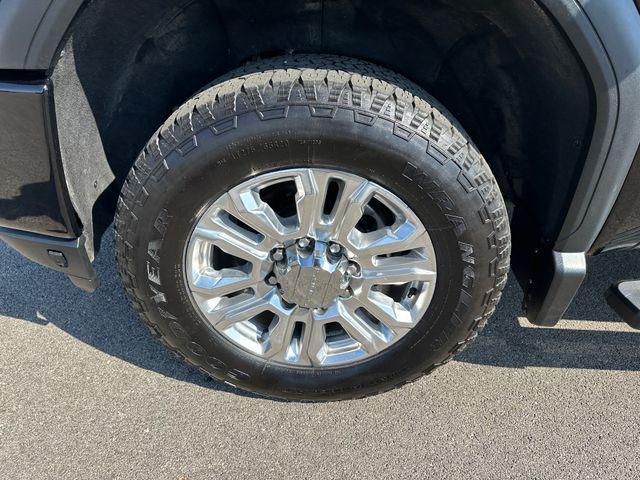 Photo of 2022 Ebony Twilight Metallic GMC Sierra 3500