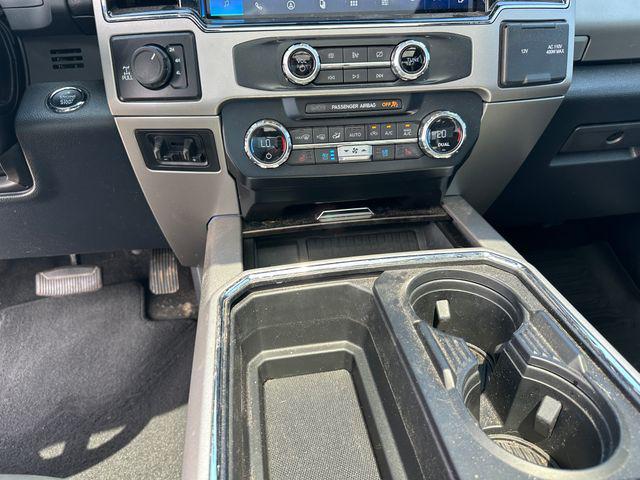 Photo of 2022 White Ford F-250
