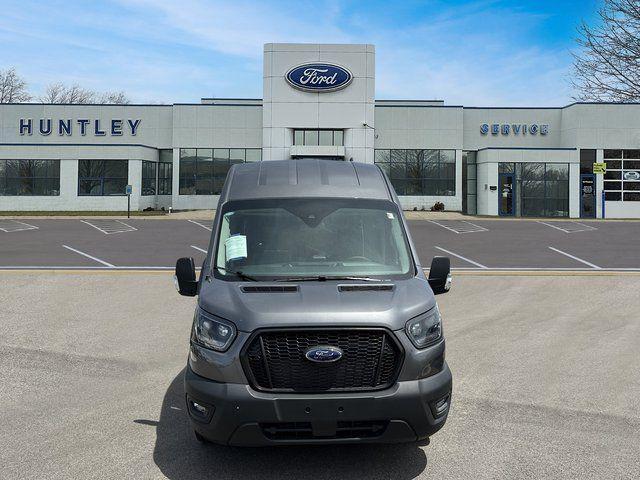 Photo of 2024 Gray Metallic Ford Transit-350