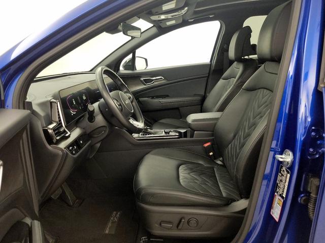 Photo of 2023 Blue Kia Sportage
