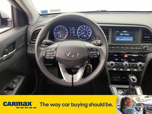 Photo of 2020 Silver Hyundai ELANTRA