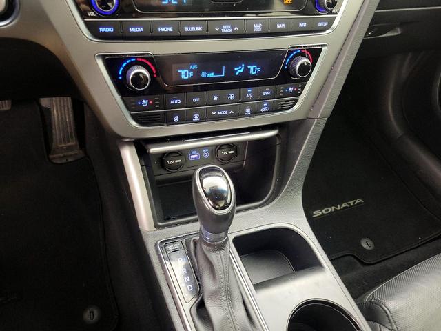 Photo of 2015 Black Hyundai SONATA