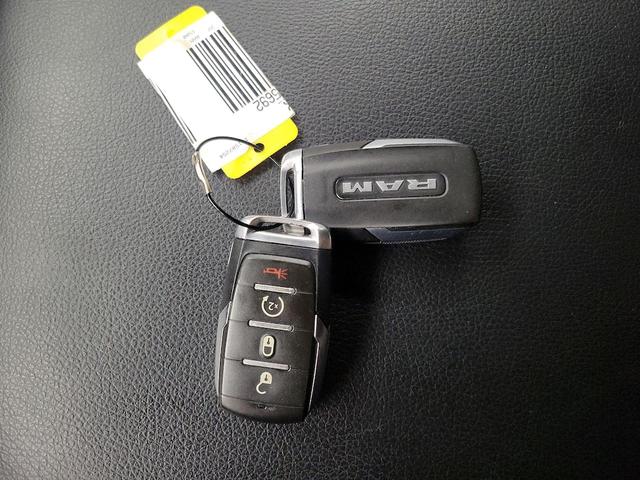 Photo of 2022 Black RAM 1500