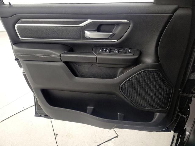 Photo of 2022 Black RAM 1500
