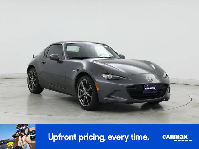 Photo of 2017 Gray Mazda MX-5 Miata