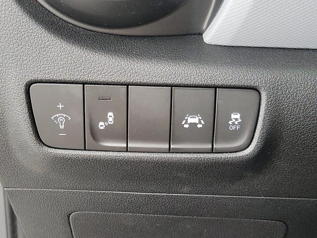 Photo of 2019 Gray Hyundai KONA