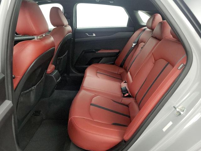 Photo of 2022 Gray Kia K5