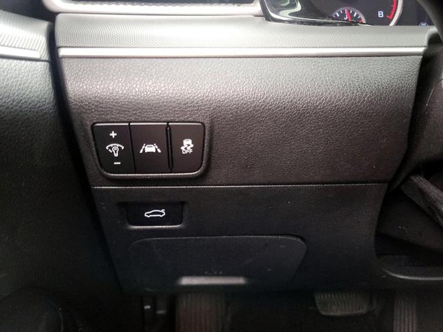 Photo of 2022 Gray Kia K5