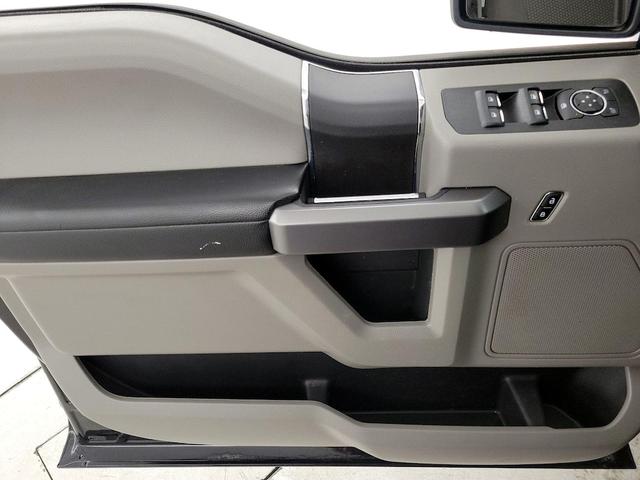 Photo of 2019 Black Ford F-150