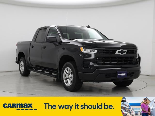 Photo of 2022 Black Chevrolet Silverado 1500