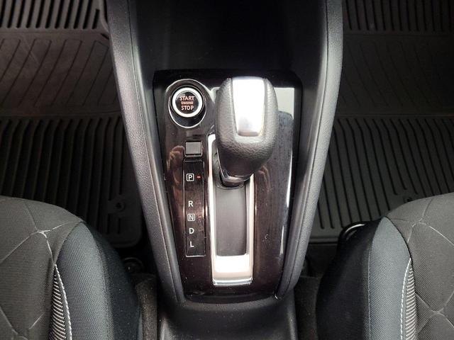 Photo of 2020 Silver Nissan Kicks