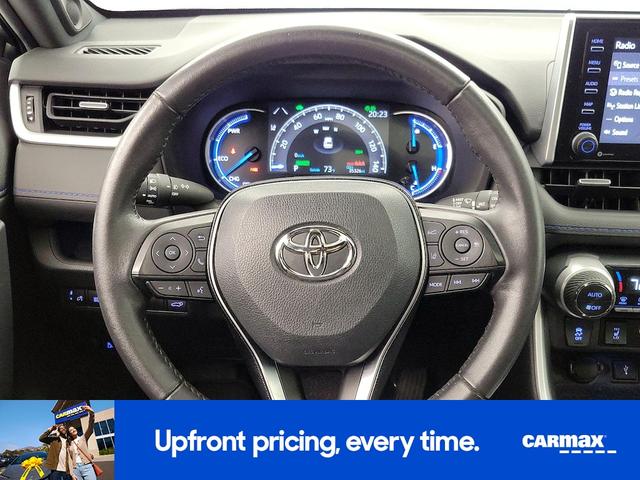 Photo of 2021 Silver Toyota RAV4 Hybrid