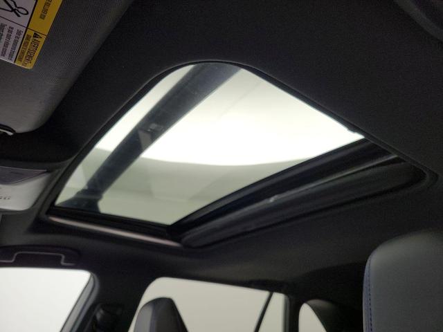 Photo of 2021 Silver Toyota RAV4 Hybrid