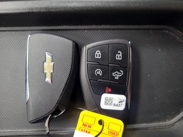 Photo of 2023 Gray Chevrolet Silverado 1500