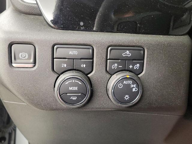 Photo of 2023 Gray Chevrolet Silverado 1500